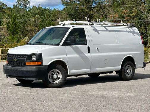 2017 Chevrolet Express 2500 Work Van