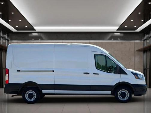 Oxford White 2022 Ford Transit-250 Base