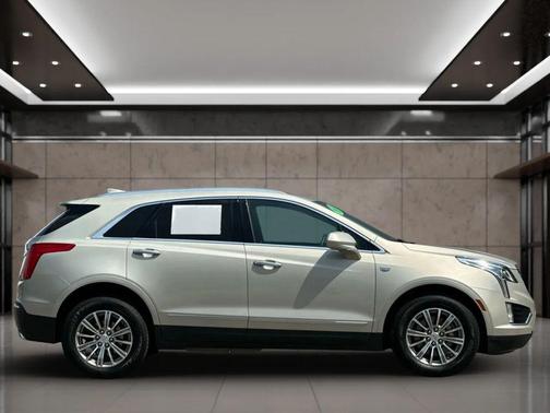 2017 Cadillac XT5 Luxury