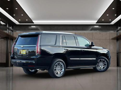 2016 Cadillac Escalade Premium
