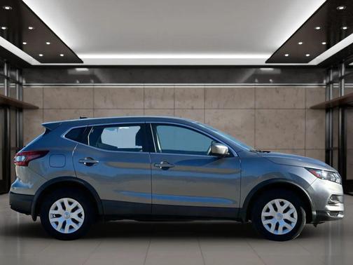 2020 Nissan Rogue Sport S