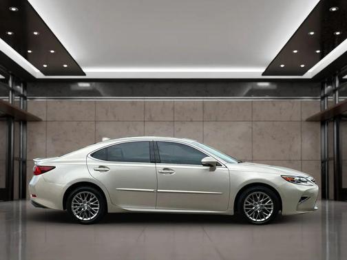 Satin Cashmere Metallic 2018 Lexus ES 350 Base