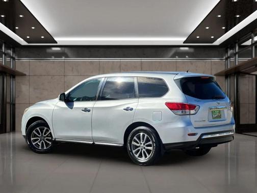 2014 Nissan Pathfinder S