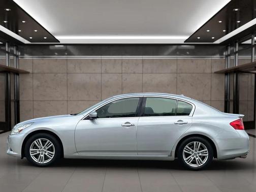 2013 INFINITI G37 Journey