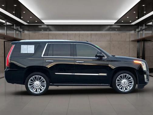 2016 Cadillac Escalade Platinum