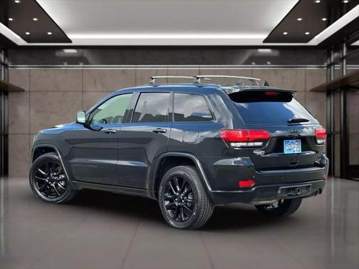 2018 Jeep Grand Cherokee Altitude