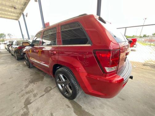 Red 2006 Jeep Grand Cherokee SRT8