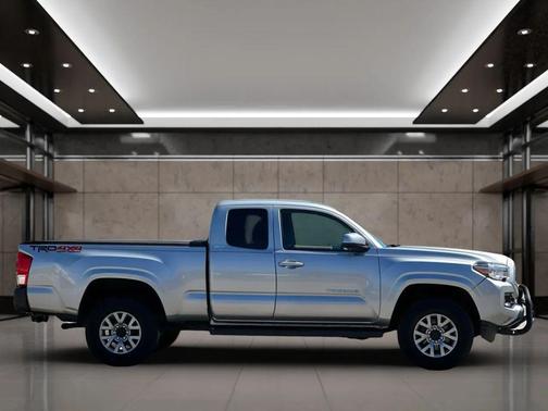 2016 Toyota Tacoma TRD Sport