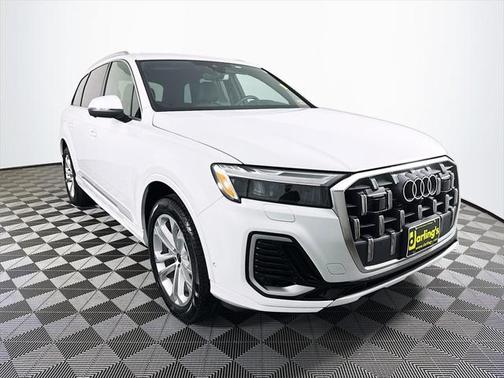 2025 Audi Q7 Premium 45 TFSI quattro Tiptronic