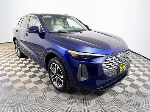 2025 Audi Q5 Premium Plus TFSI quattro S tronic