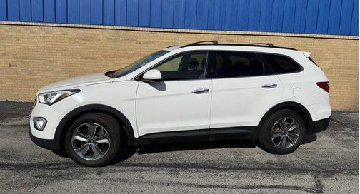 2016 Hyundai SANTA FE SE