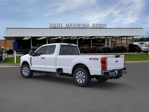 2025 Ford F-350 XLT