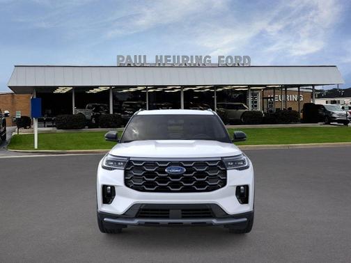 Star White 2026 Ford Explorer Platinum
