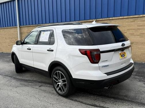 2018 Ford Explorer sport