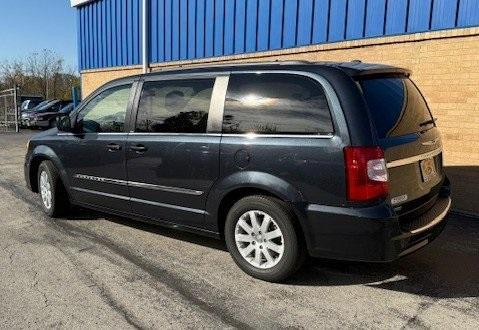 2014 Chrysler Town & Country Touring