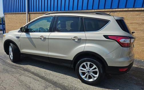 White Gold Metallic 2018 Ford Escape SE
