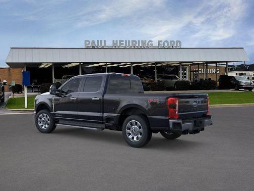 2025 Ford F-350 Lariat Super Duty