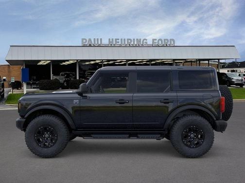 Shadow Black 2026 Ford Bronco Big Bend