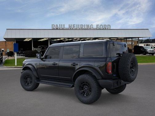 Shadow Black 2026 Ford Bronco Outer Banks
