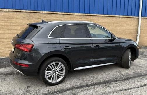 2018 Audi Q5 2.0T Premium Plus