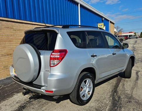 Gray 2009 Toyota RAV4 Base