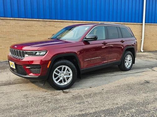 2023 Jeep Grand Cherokee Laredo