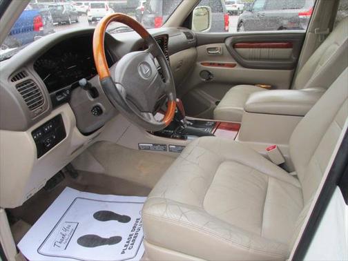 2001 Lexus LX 470 Base