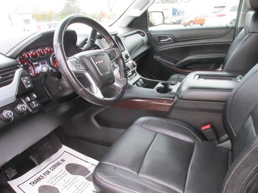 2016 GMC Yukon XL SLT