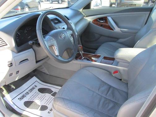 2011 Toyota Camry Hybrid SE