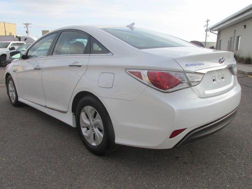 2015 Hyundai SONATA Hybrid Base