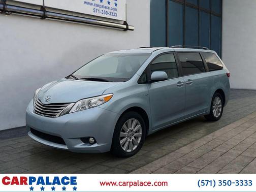 2017 Toyota Sienna XLE