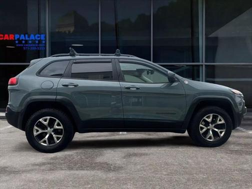 2014 Jeep Cherokee Sport