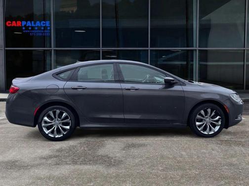 2016 Chrysler 200 S