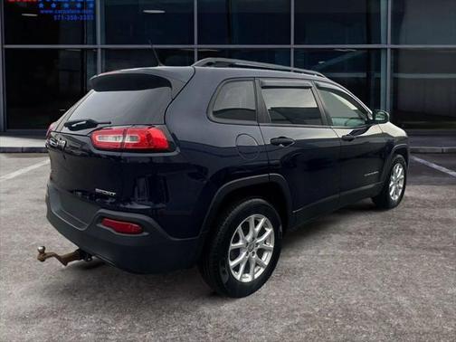 2016 Jeep Cherokee Sport