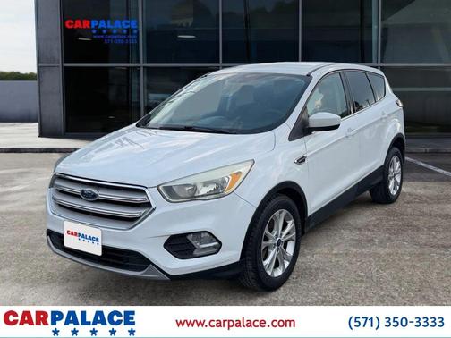 White 2017 Ford Escape SE