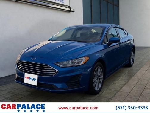 2020 Ford Fusion SE
