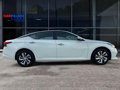 2022 Nissan Altima S FWD