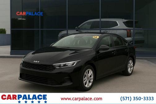 2025 Kia K4 LXS Sedan 4D