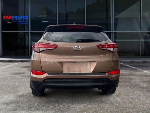 2017 Hyundai TUCSON SE Plus