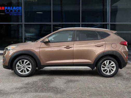 2017 Hyundai TUCSON SE Plus