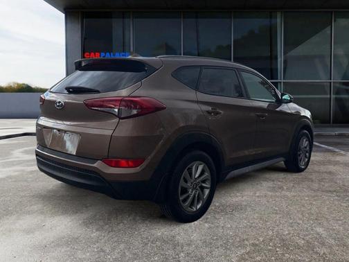 2017 Hyundai TUCSON SE Plus