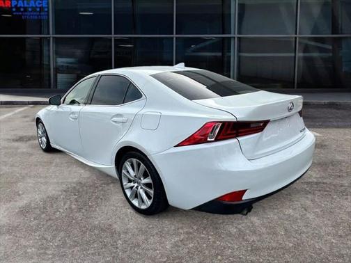 2015 Lexus IS 250 Crafted Line