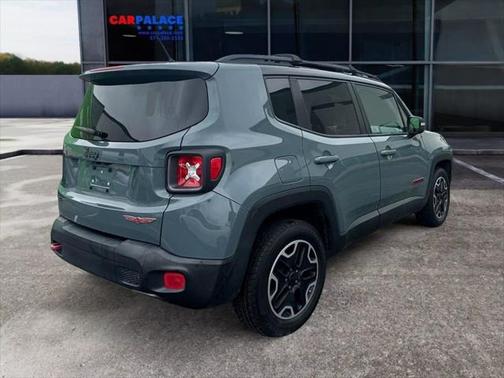 2016 Jeep Renegade Trailhawk