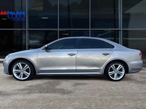 2014 Volkswagen Passat 1.8T Auto SEL Premium