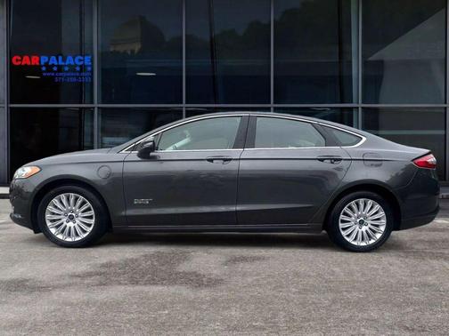 2016 Ford Fusion Energi SE Luxury