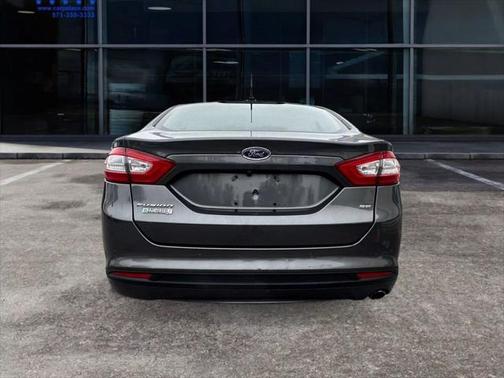 2016 Ford Fusion Energi SE Luxury