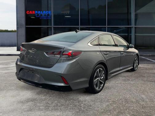 2018 Hyundai SONATA Hybrid Limited