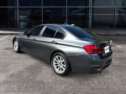 2017 BMW 320 i