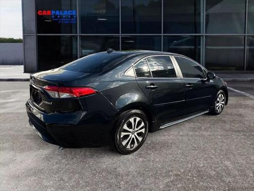2022 Toyota Corolla Hybrid SE
