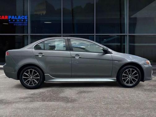 2017 Mitsubishi Lancer SE